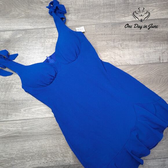 B. Smart Juniors Sleeveless Mini Dress Size 3 - Picture 3 of 7